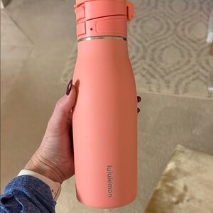 Lululemon Peach Insulated Bottle